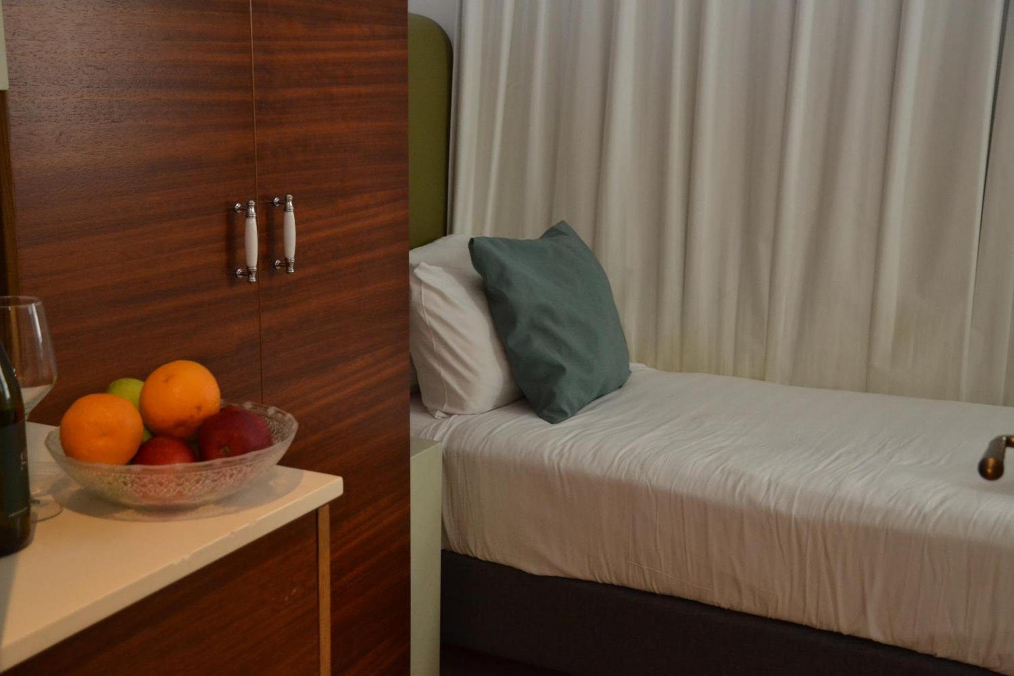 เบล บูติก โฮเต็ลแอนด์สปา Hotel เทลอาวีฟ ภายนอก รูปภาพ